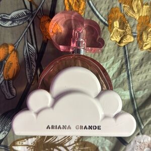 Ariana Grande Pink Cloud NWOB